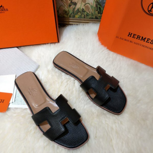 H**mes-slipper