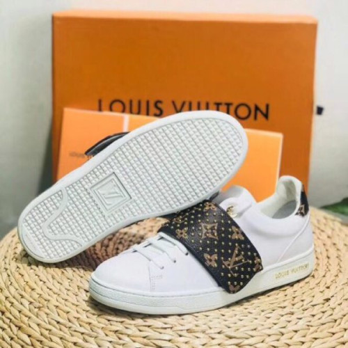 is-V*t0n-shoes-154-2-5-5-2