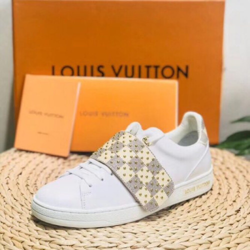 is-V*t0n-shoes-154-2-5-5