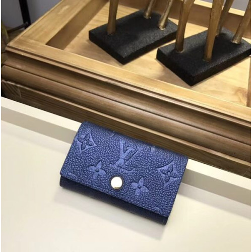 l0*is-V*t0n-6-key-holder-5