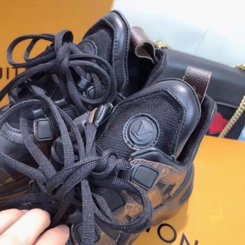 l0*is-V*t0n-archlight-sneaker-2