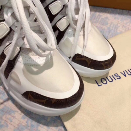 l0*is-V*t0n-archlight-sneaker-5