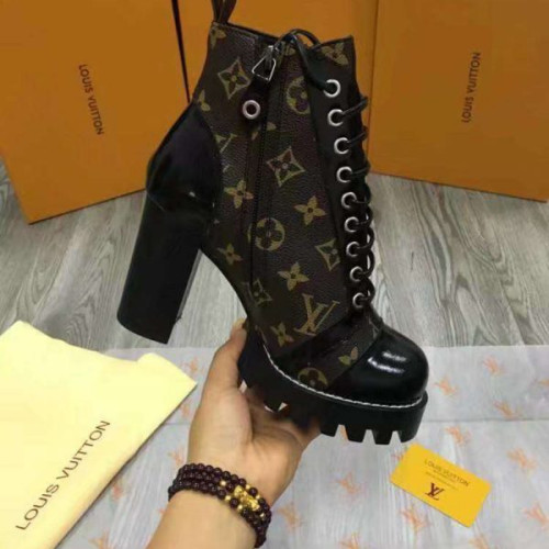 l0*is-V*t0n-boots-16