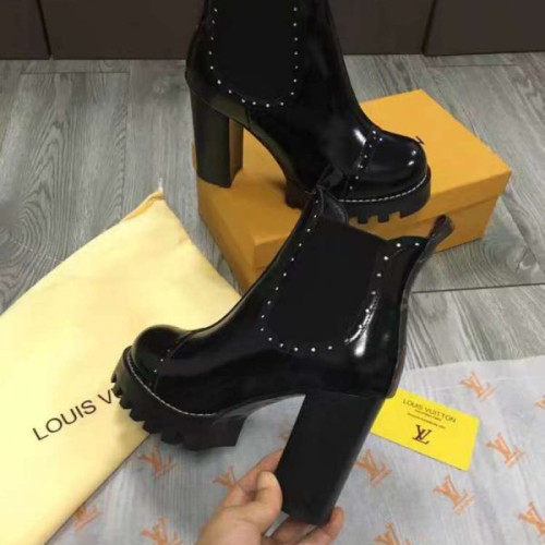 l0*is-V*t0n-boots-18