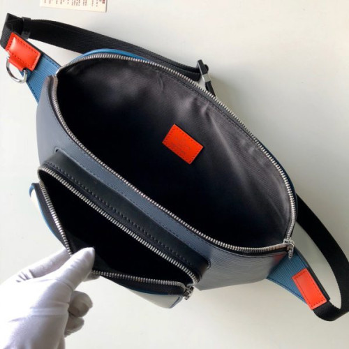 l0*is-V*t0n-bumbag-pocket