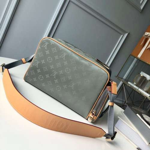 l0*is-V*t0n-camera-bag-3