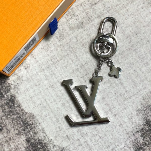 l0*is-V*t0n-capucines-bag-charm-and-key-holder-2
