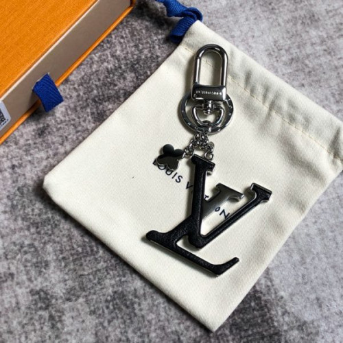 l0*is-V*t0n-capucines-bag-charm-and-key-holder-3