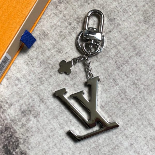 l0*is-V*t0n-capucines-bag-charm-and-key-holder-3