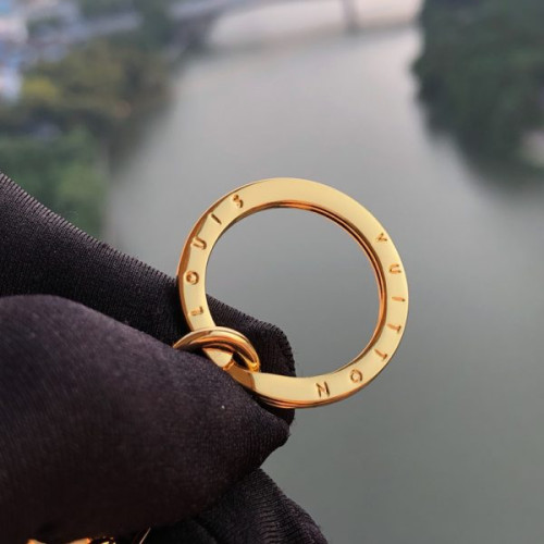 l0*is-V*t0n-circle-bag-charm-key-holder