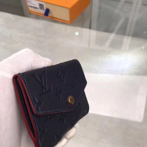 l0*is-V*t0n-key-pouch-5