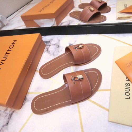 l0*is-V*t0n-lock-slippers-6