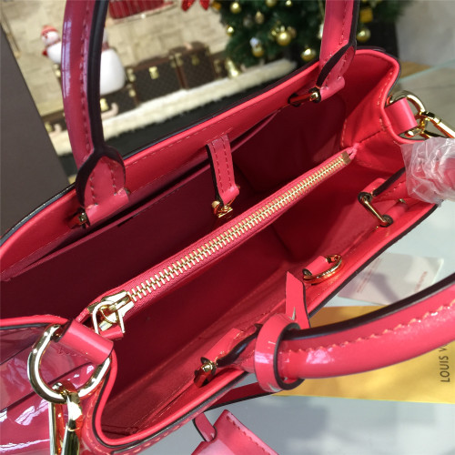 l0*is-V*t0n-montaigne-bb-replica-bag
