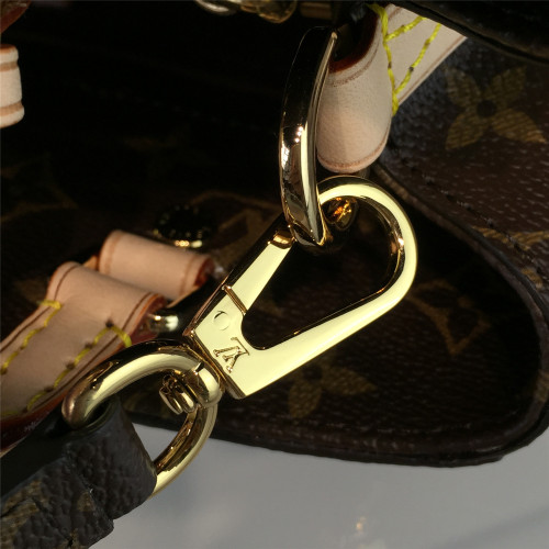 l0*is-V*t0n-montaigne-replica-bag-10