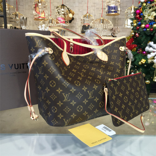 l0*is-V*t0n-neverfull-mm-replica-bag-3