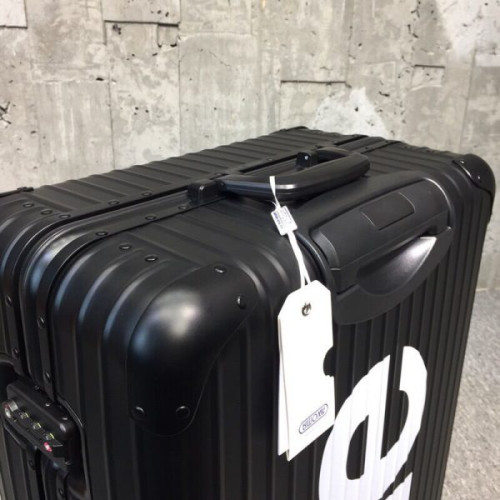 l0*is-v*t0n-rimow-S*p*e-travel-box-3
