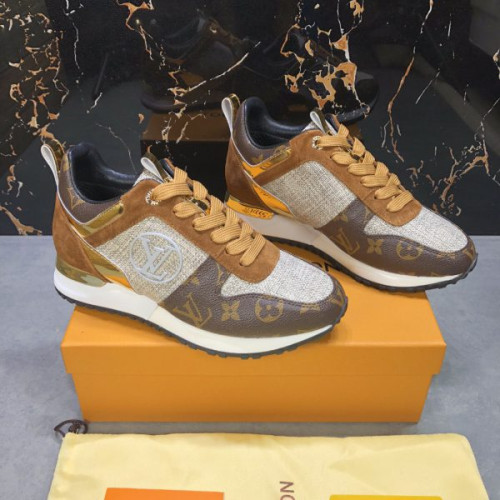 l0*is-V*t0n-run-away-sneaker-16