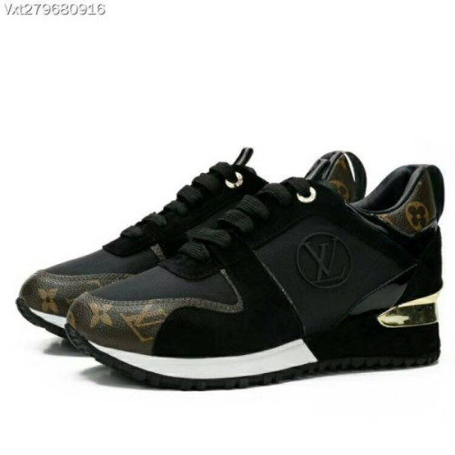 l0*is-V*t0n-run-away-sneaker-3