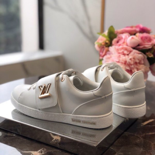 l0*is-V*t0n-shoes-154-2-5-4