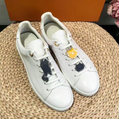l0*is-V*t0n-shoes-154-2-5-5-6