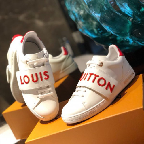 l0*is-V*t0n-shoes-48