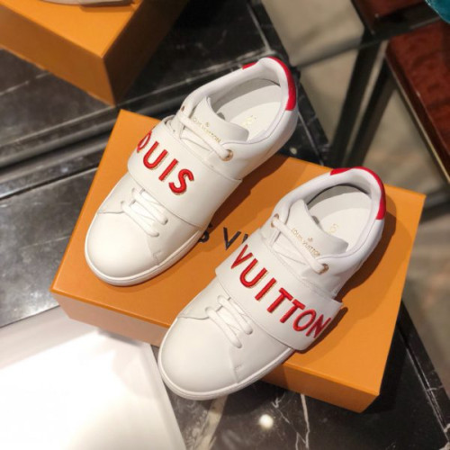 l0*is-V*t0n-shoes-48