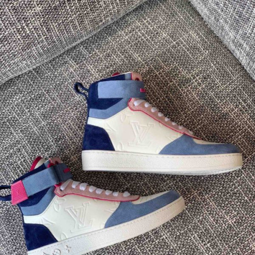l0*is-V*t0n-shoes-5-6-7-2-3-6-4-3-2-4