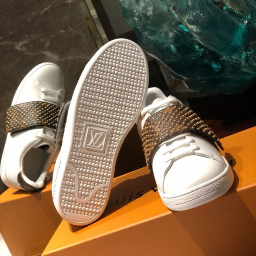 l0*is-V*t0n-shoes-62
