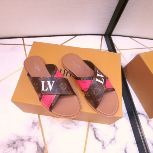 l0*is-V*t0n-slippers-3