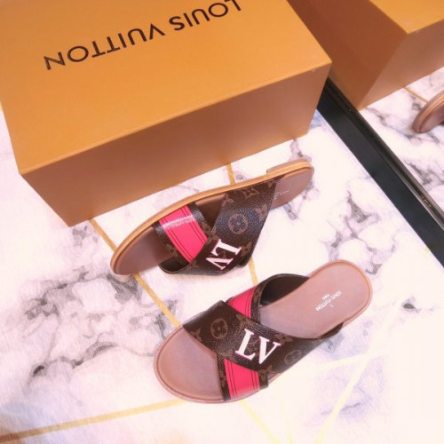 l0*is-V*t0n-slippers-3