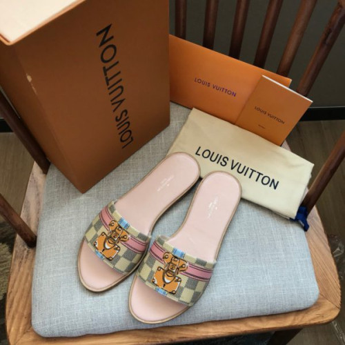 l0*is-V*t0n-slippers