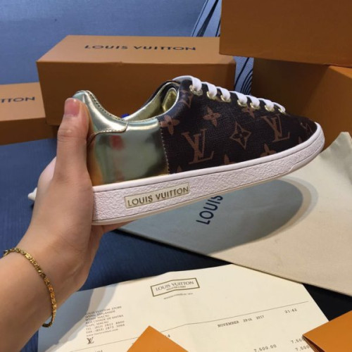 l0*is-V*t0n-sneakers-13