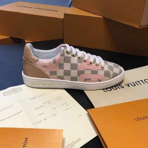 l0*is-V*t0n-sneakers-19