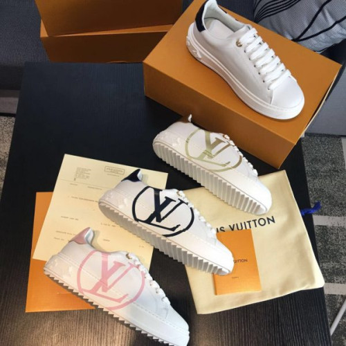 l0*is-V*t0n-sneakers-3