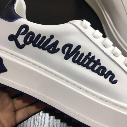 l0*is-V*t0n-sneakers-7