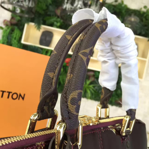 l0*is-V*t0n-tote-miroir-replica-bag-4