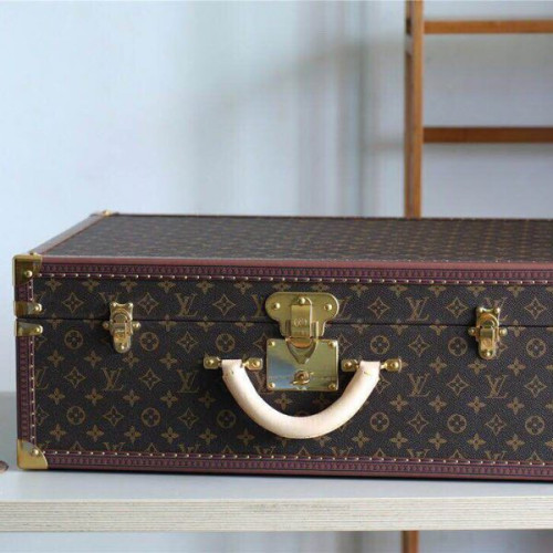 l0*is-V*t0n-travel-box-replica-bag