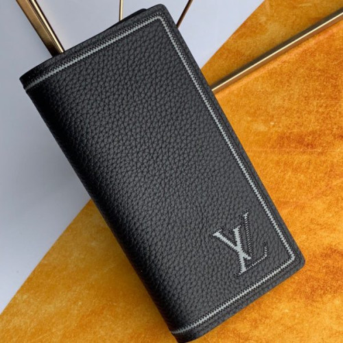 l0*is-V*t0n-wallet-102