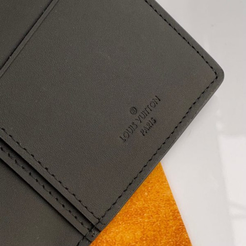 l0*is-V*t0n-wallet-102