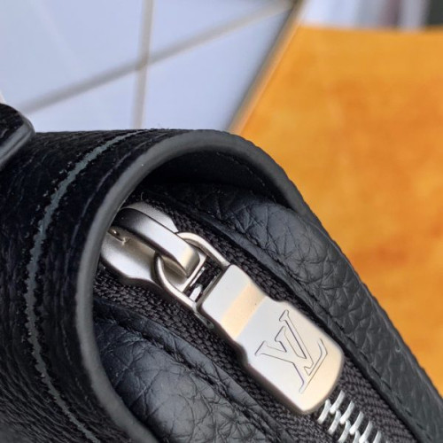 l0*is-V*t0n-wallet-103
