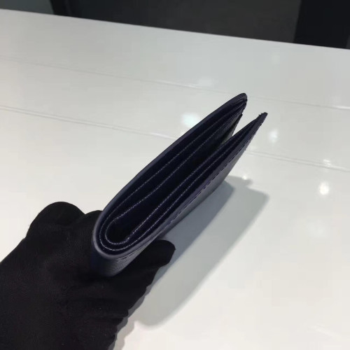 l0*is-V*t0n-wallet-13