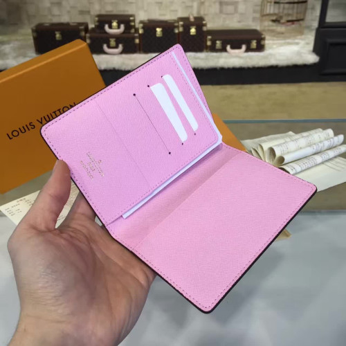l0*is-V*t0n-wallet-31