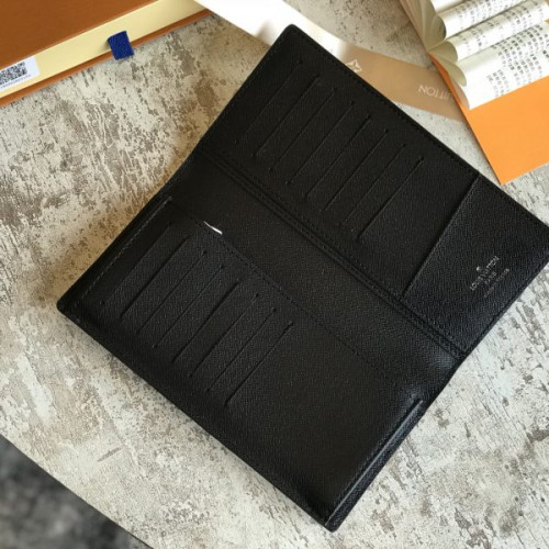 l0*is-V*t0n-wallet-47