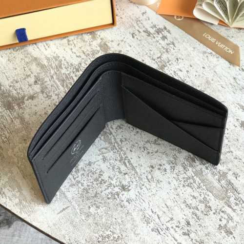 l0*is-V*t0n-wallet-54