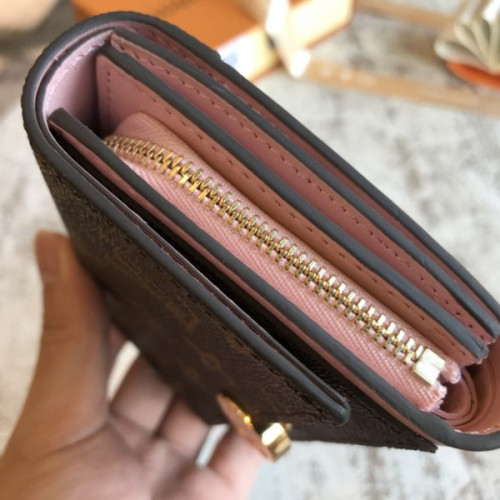 l0*is-V*t0n-wallet-60