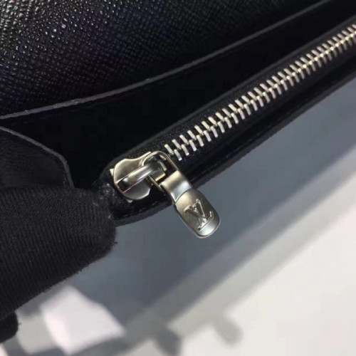l0*is-V*t0n-wallet-63