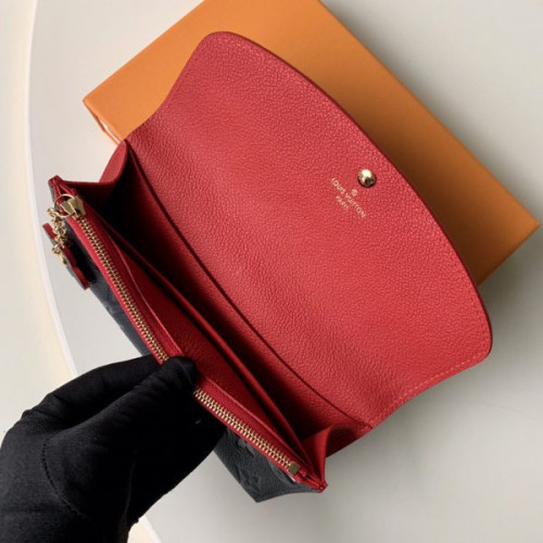 l0*is-V*t0n-wallet-74