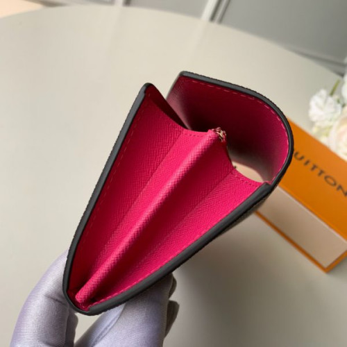 l0*is-V*t0n-wallet-78