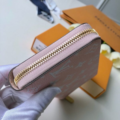 l0*is-V*t0n-wallet-81