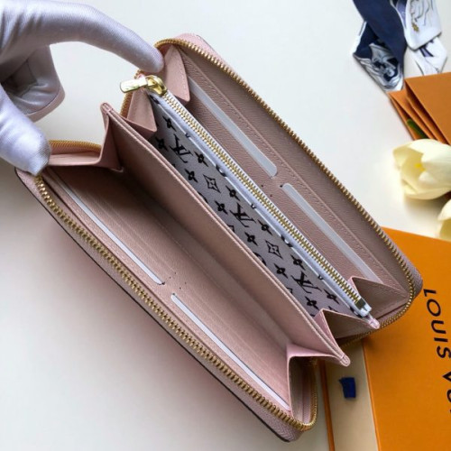 l0*is-V*t0n-wallet-81